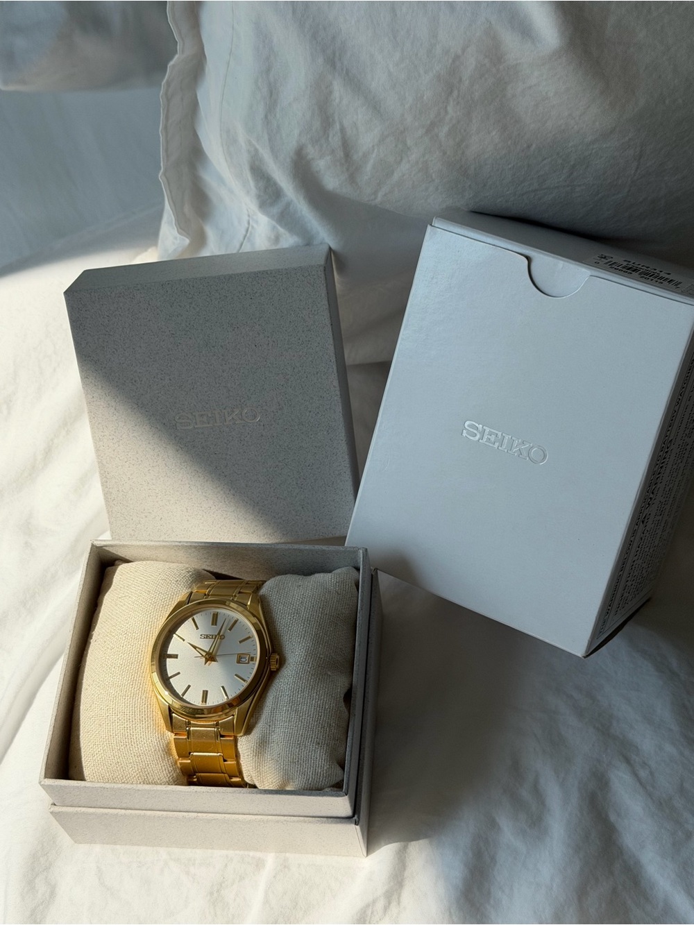 Seiko Gold and White Men's Dress Watch